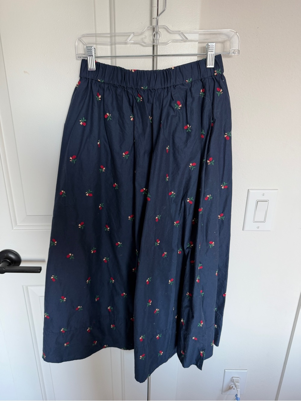 Hunter Bell Women's Navy Floral Midi Skirt